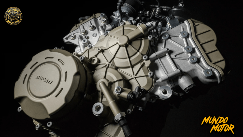 Vista del motor Desmosedici Stradale V4 de 1.103 cc, mostrando detalles de su diseño y componentes, emblemático de Ducati.